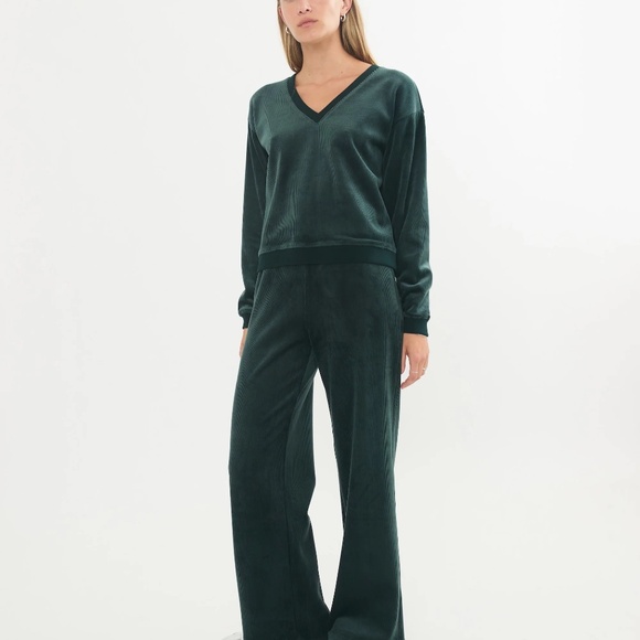 NWT Marine Layer Cord Velour V Neck Sweatshirt and Wide Leg Pant Green S/M - Picture 2 of 9